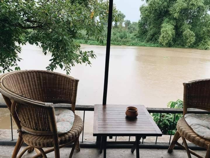 Rustic​ Charm​ Suphan​ Ban Tha Pong Esterno foto