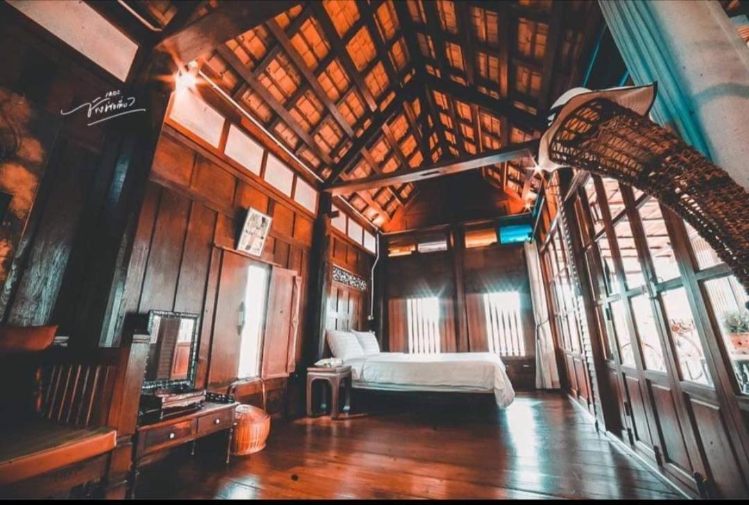 Rustic​ Charm​ Suphan​ Ban Tha Pong Esterno foto