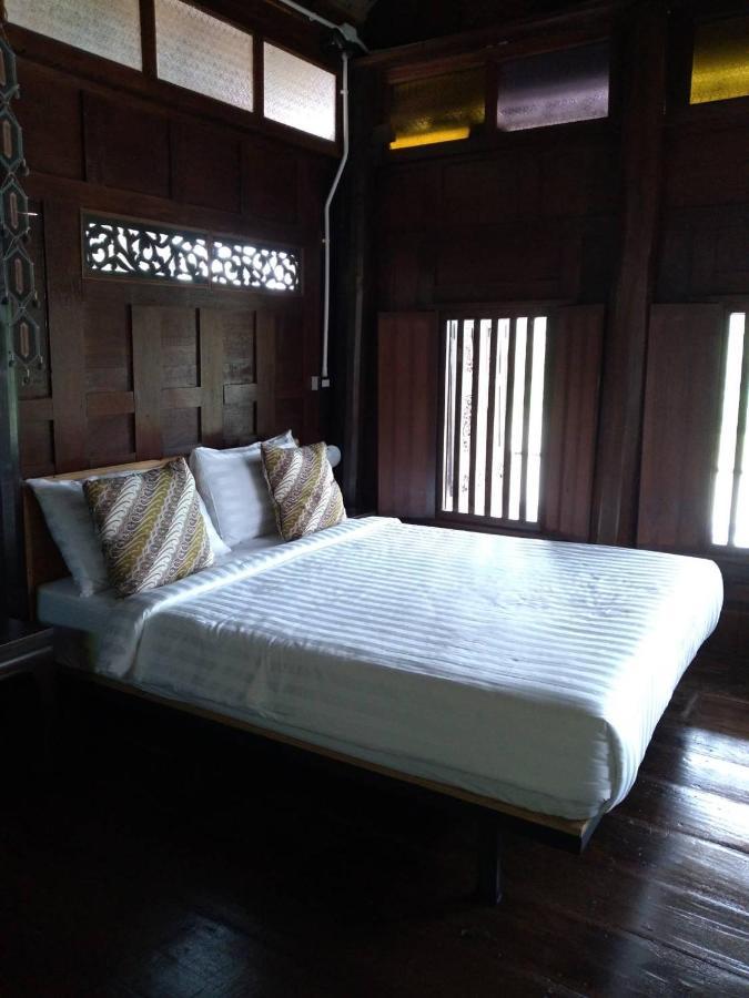 Rustic​ Charm​ Suphan​ Ban Tha Pong Esterno foto