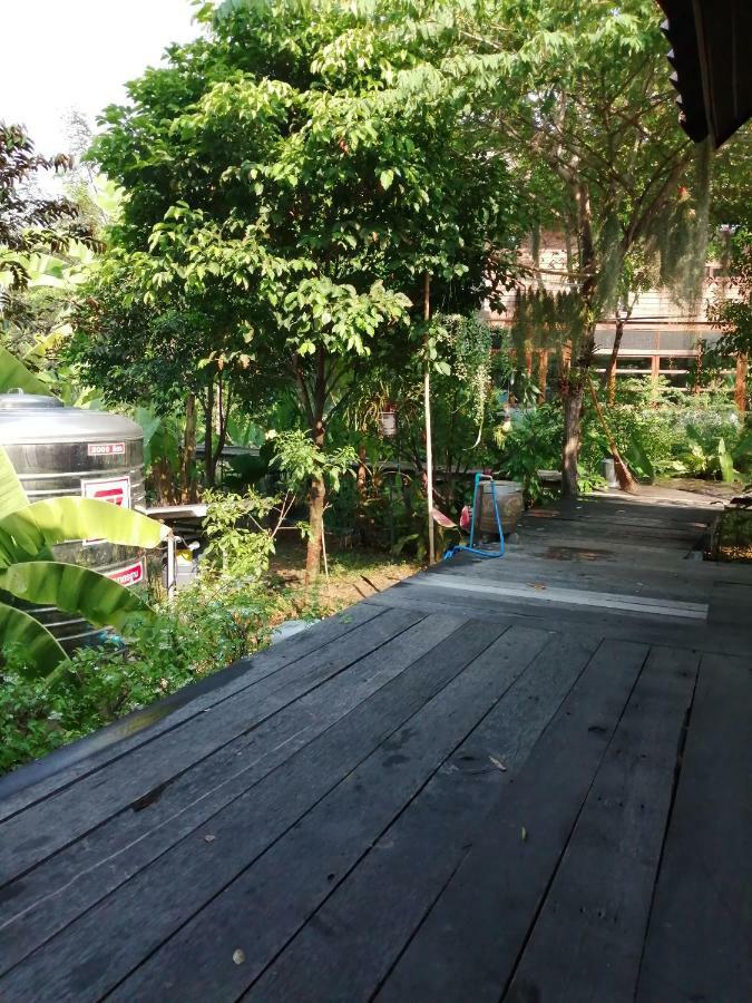 Rustic​ Charm​ Suphan​ Ban Tha Pong Esterno foto