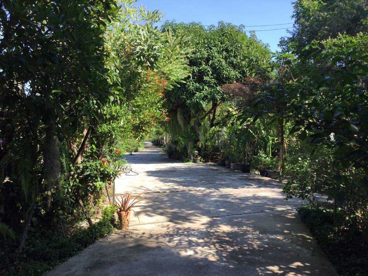 Rustic​ Charm​ Suphan​ Ban Tha Pong Esterno foto