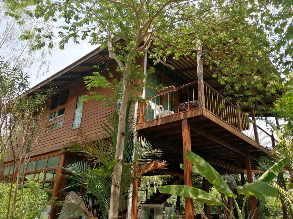 Rustic​ Charm​ Suphan​ Ban Tha Pong Esterno foto